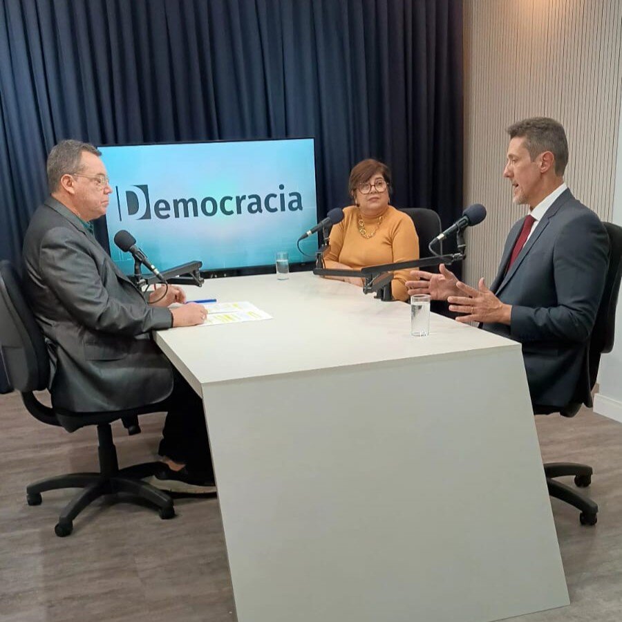 Carla Weber no Programa Democracia (2)